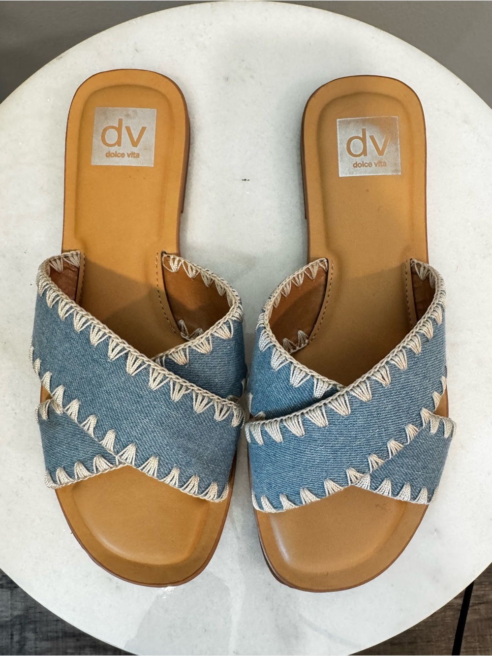 Dolce Vita Denim Crisscross Slide Sandals with Tan Footbed Sz 8 - Picture 3 of 11
